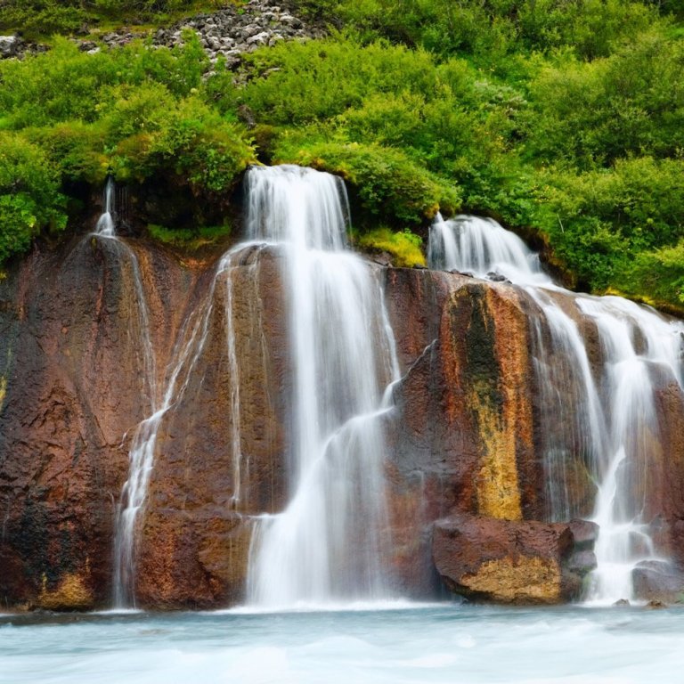 Hraunfossar